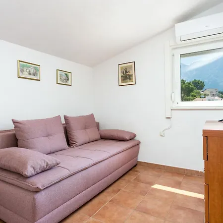 Daire 300c Baška Voda